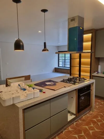 Sumarezinho: sala e cozinha integradas